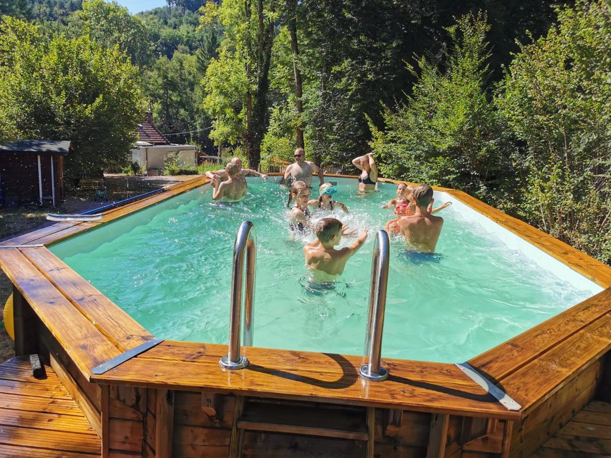 Domaine Chez Jem Hotel Le Breuil  Bagian luar foto