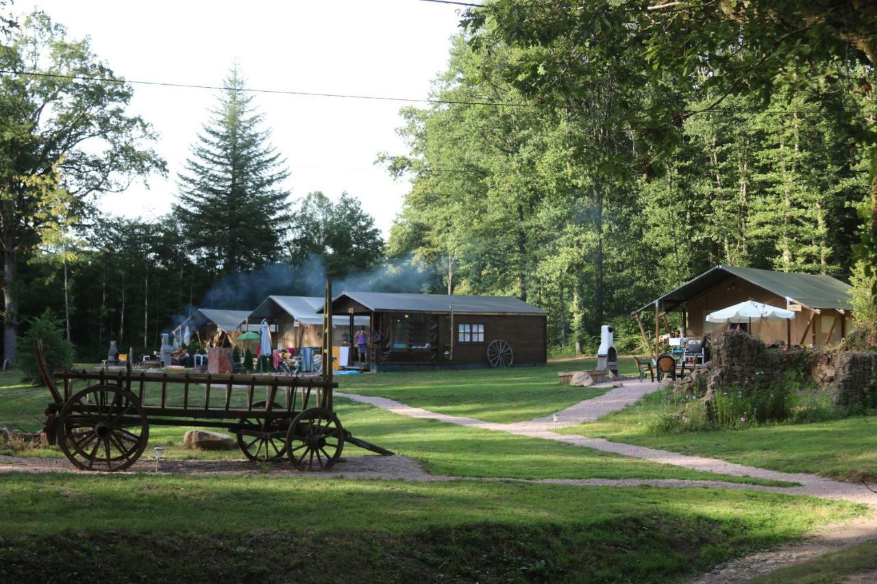 Domaine Chez Jem Hotel Le Breuil  Bagian luar foto