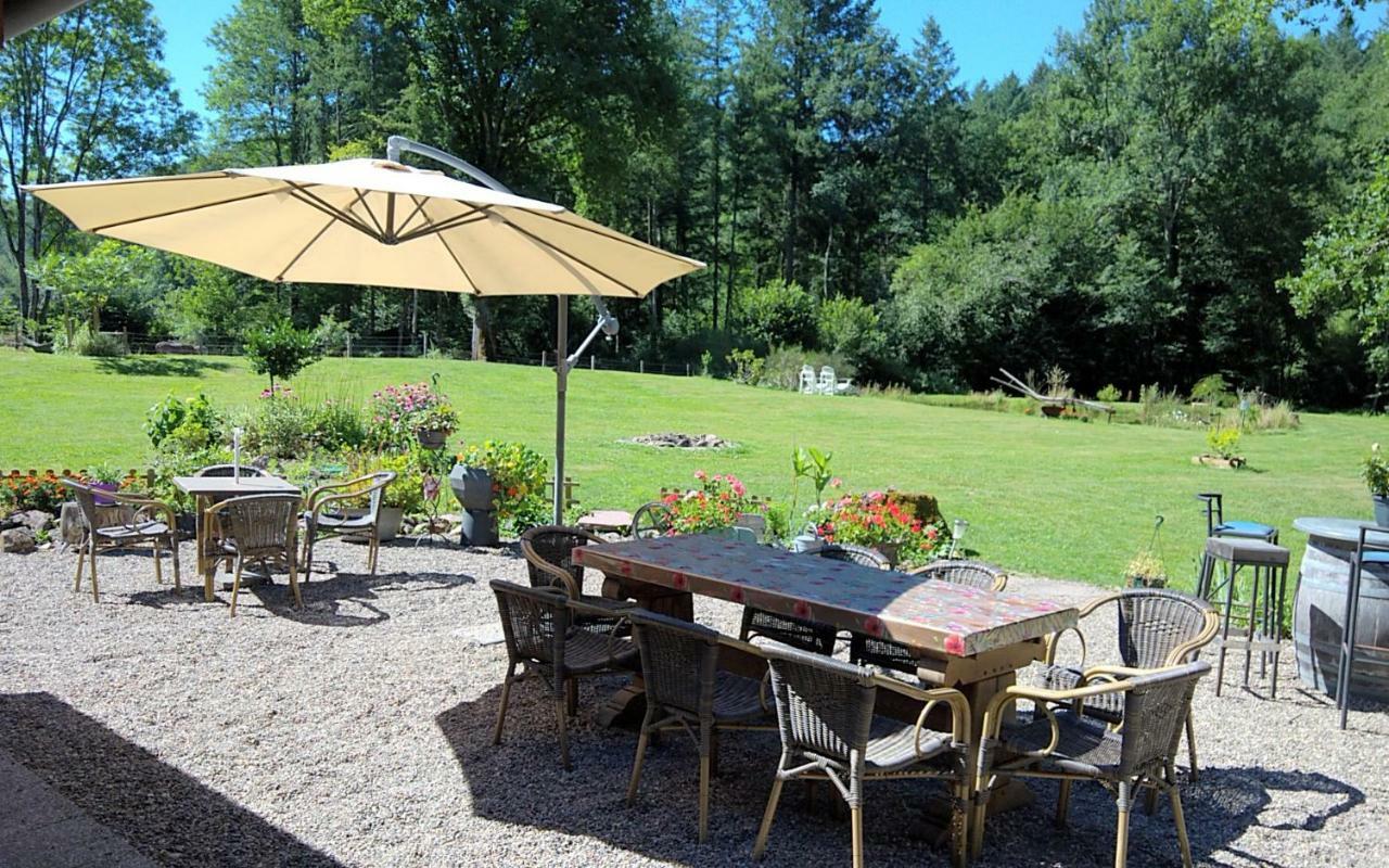 Domaine Chez Jem Hotel Le Breuil  Bagian luar foto